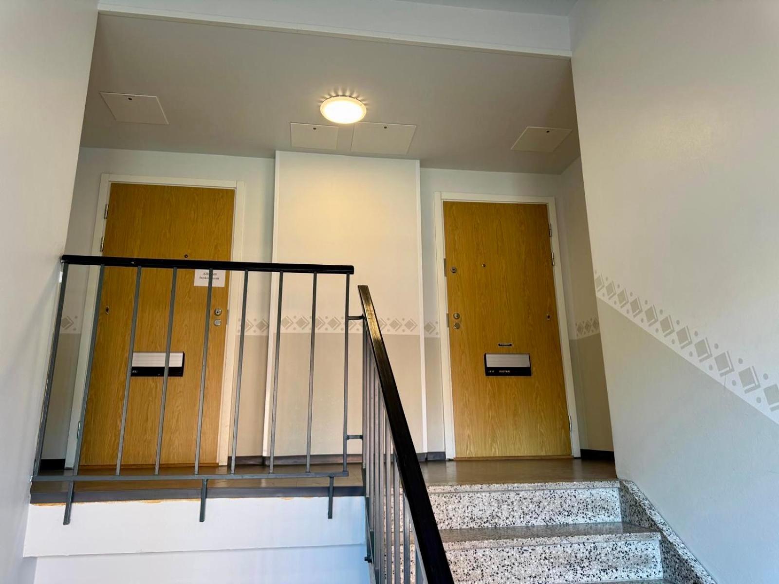 Apartment Kiva Majoitus 1-4hloe, 500m Keskustaan, Parkkipaikka